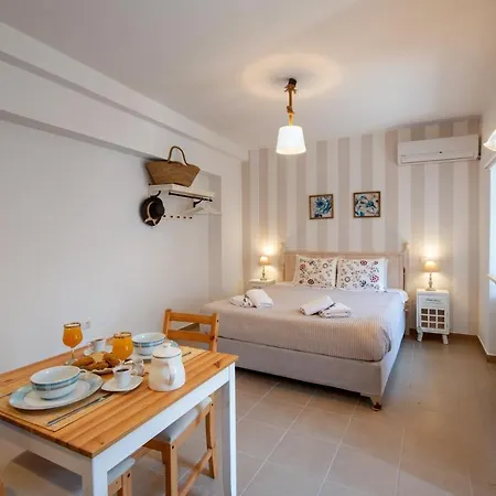 Apartment Sweet Dreams *